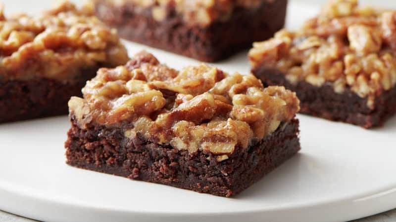 Thanksgiving Dessert Fudgy Pecan Pie Brownie Bars