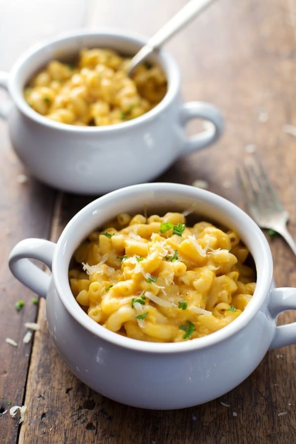 Thanksgiving Vegetarian Healthy Mac and Cheese