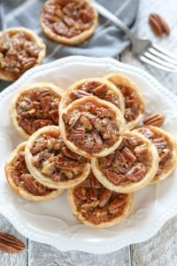Thanksgiving Mini Pecan Pies